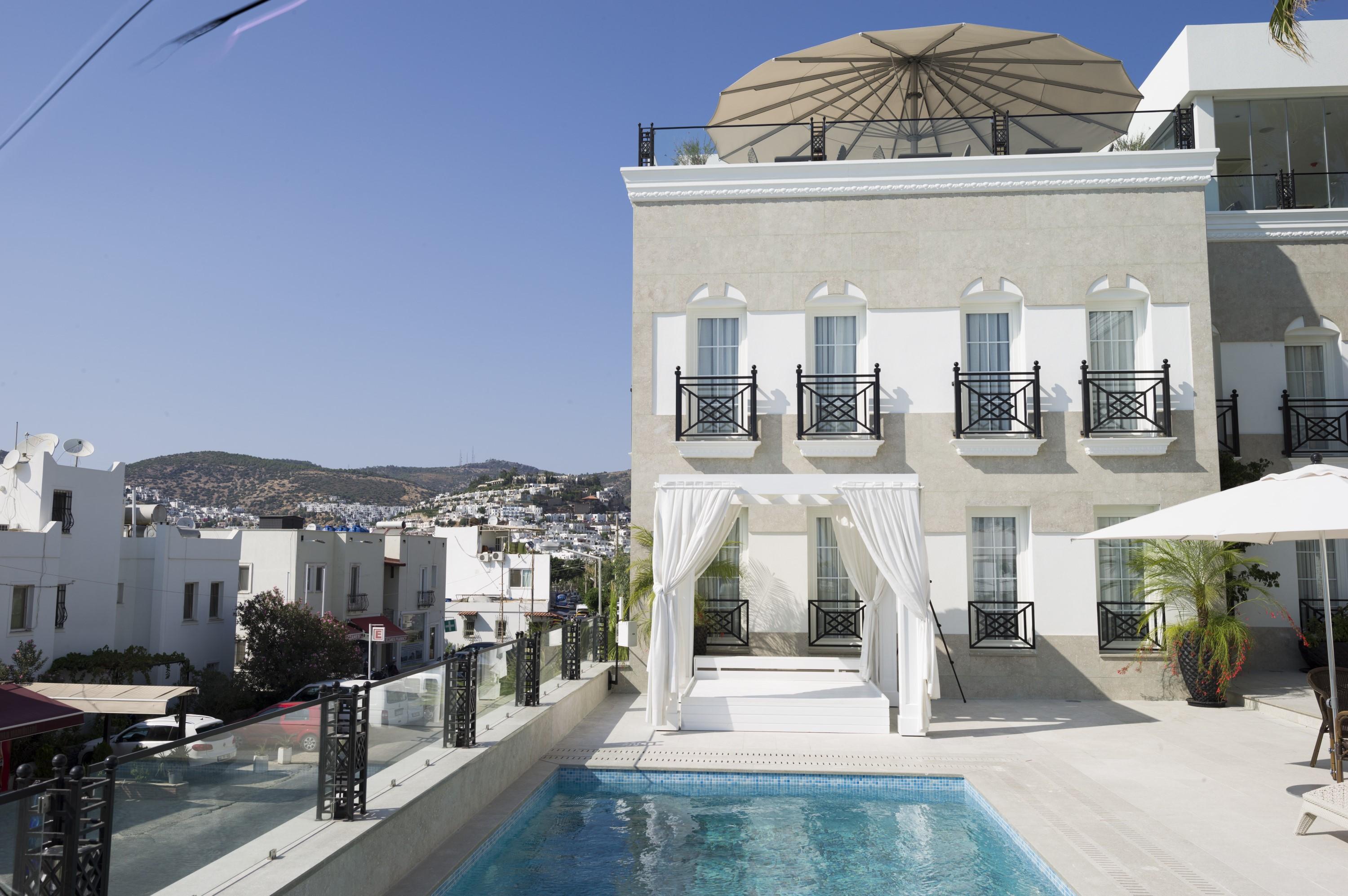 Hotel Ena Boutique 4*
